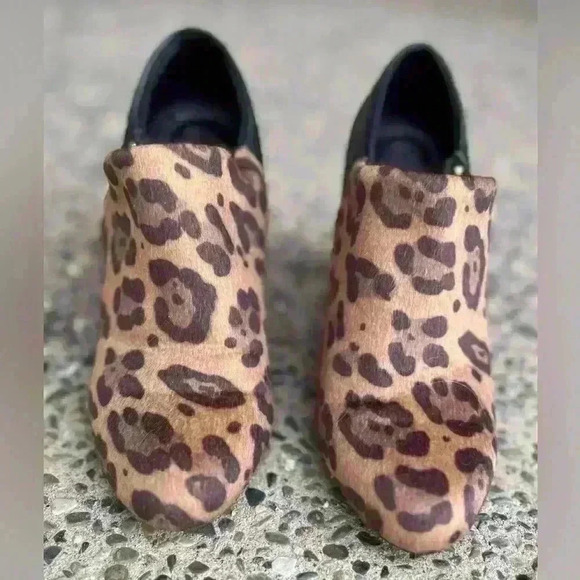 Dexflex Comfort Heels Women 6.5 Cheetah Print Zipper Closed Pumps - Picture 3 of 10